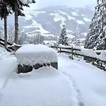 Schoenbacher Hof بيت للعطل *