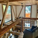 Schoenbacher Hof بيت للعطل