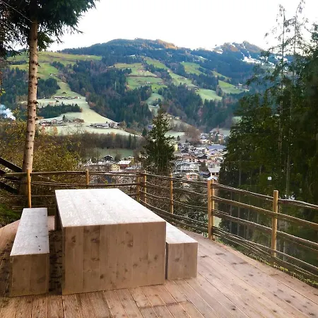 Schoenbacher Hof 펜션 *